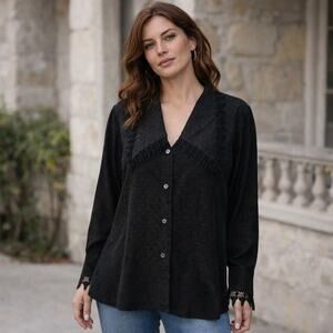 vtg ANN FERRIDAY Women's button up Blouse in Black lace trim One size